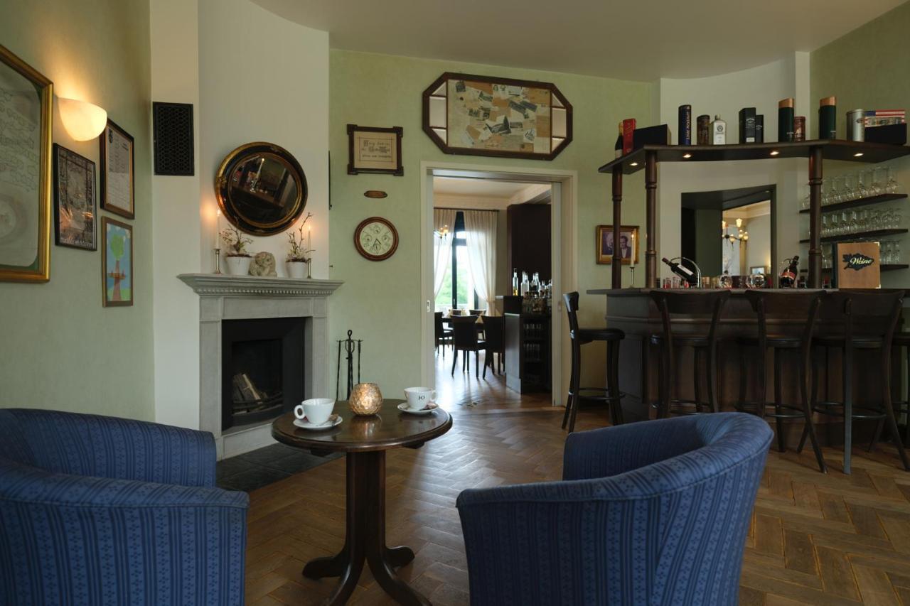 Gutshaus Redewisch Hotel & Restaurant Boltenhagen  Bagian luar foto