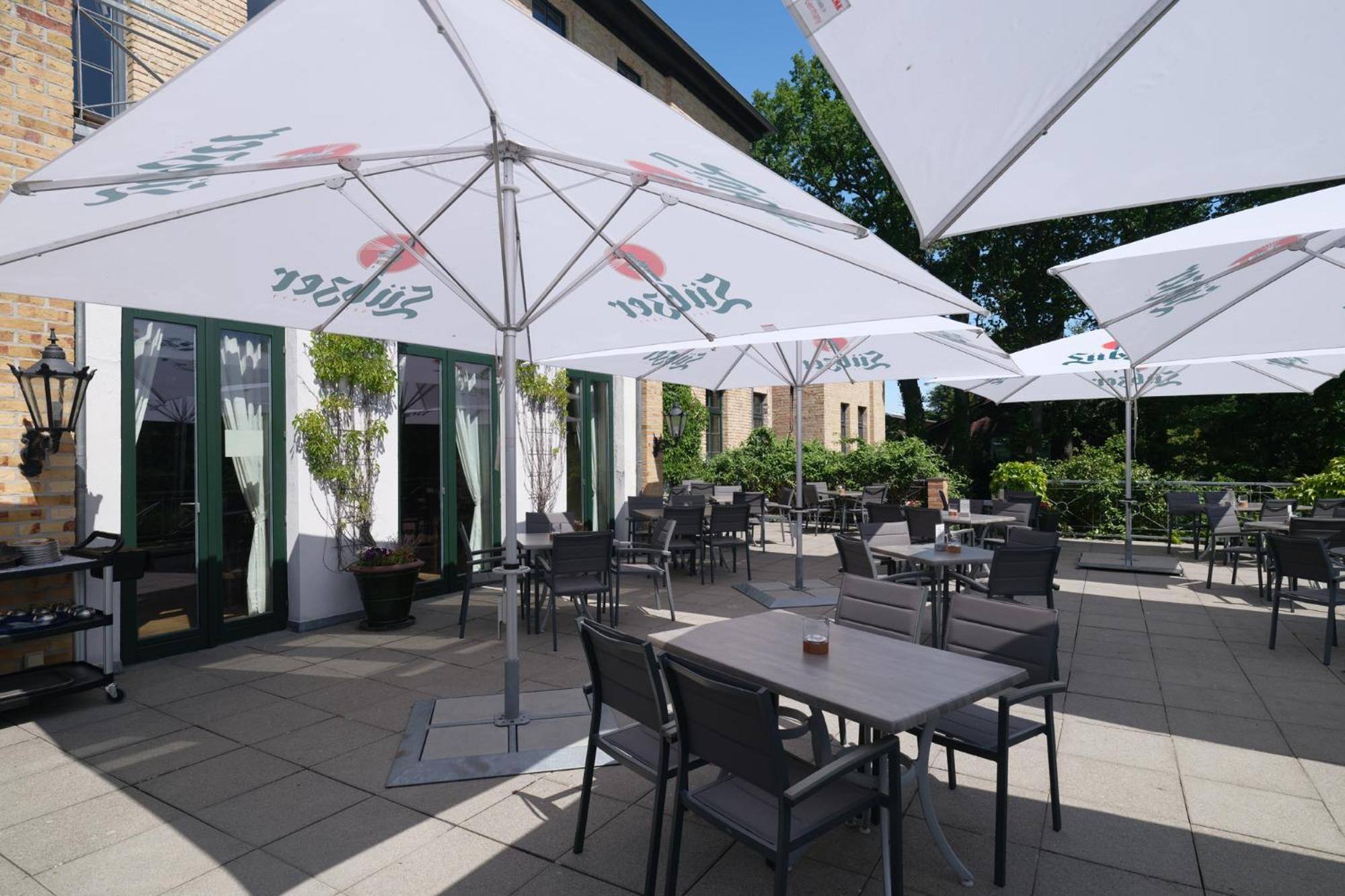 Gutshaus Redewisch Hotel & Restaurant Boltenhagen  Bagian luar foto